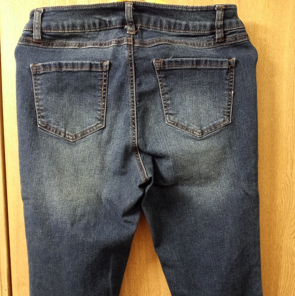 d.jeans - Picture 2 of 4